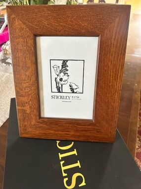 STICKLEY Mission Picture Frame in Warm Brown Oak Finish NEW IN BOX